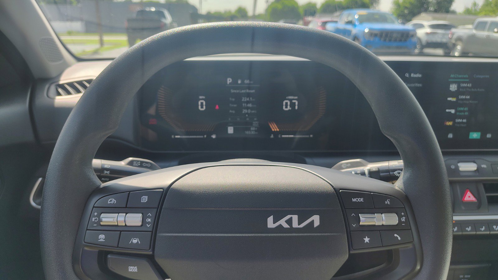 Used 2025 Kia K4 FWD image 25