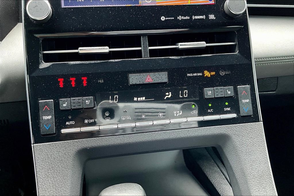 Used 2019 Toyota Avalon Touring w/ Advanced Safety Package FWD image 13