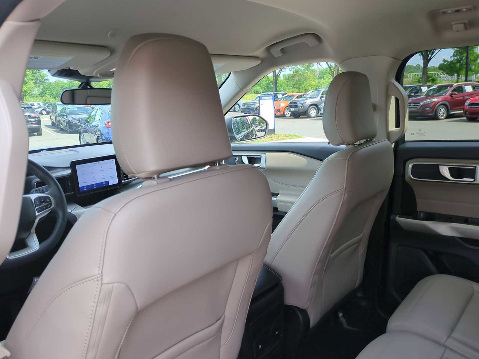 Used 2023 Ford Explorer XLT w/ Equipment Group 202A image 19