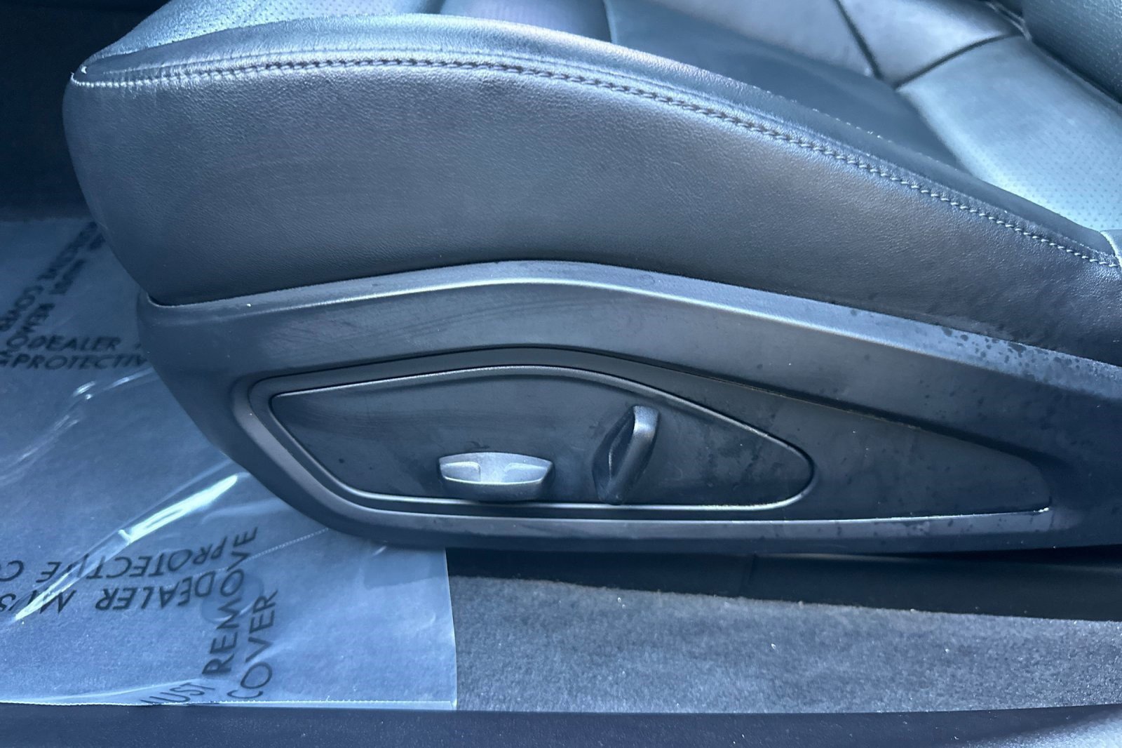 Used 2022 Porsche Taycan 4S image 13