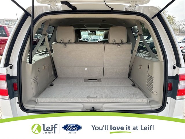 Used 2017 Lincoln Navigator L Select image 35