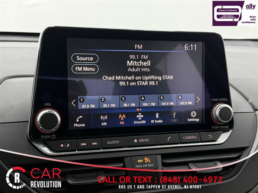 Used 2023 Nissan Altima 2.5 SR FWD image 13
