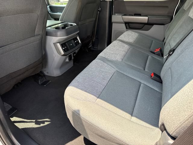 Used 2023 Ford F250 XLT w/ FX4 Off-Road Package AWD/4WD image 16