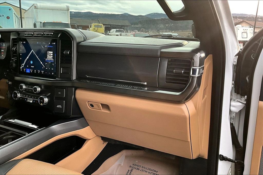 Used 2023 Ford F250 Lariat w/ Tow Technology Package image 17