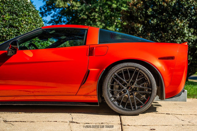 Used 2011 Chevrolet Corvette Z06 image 5