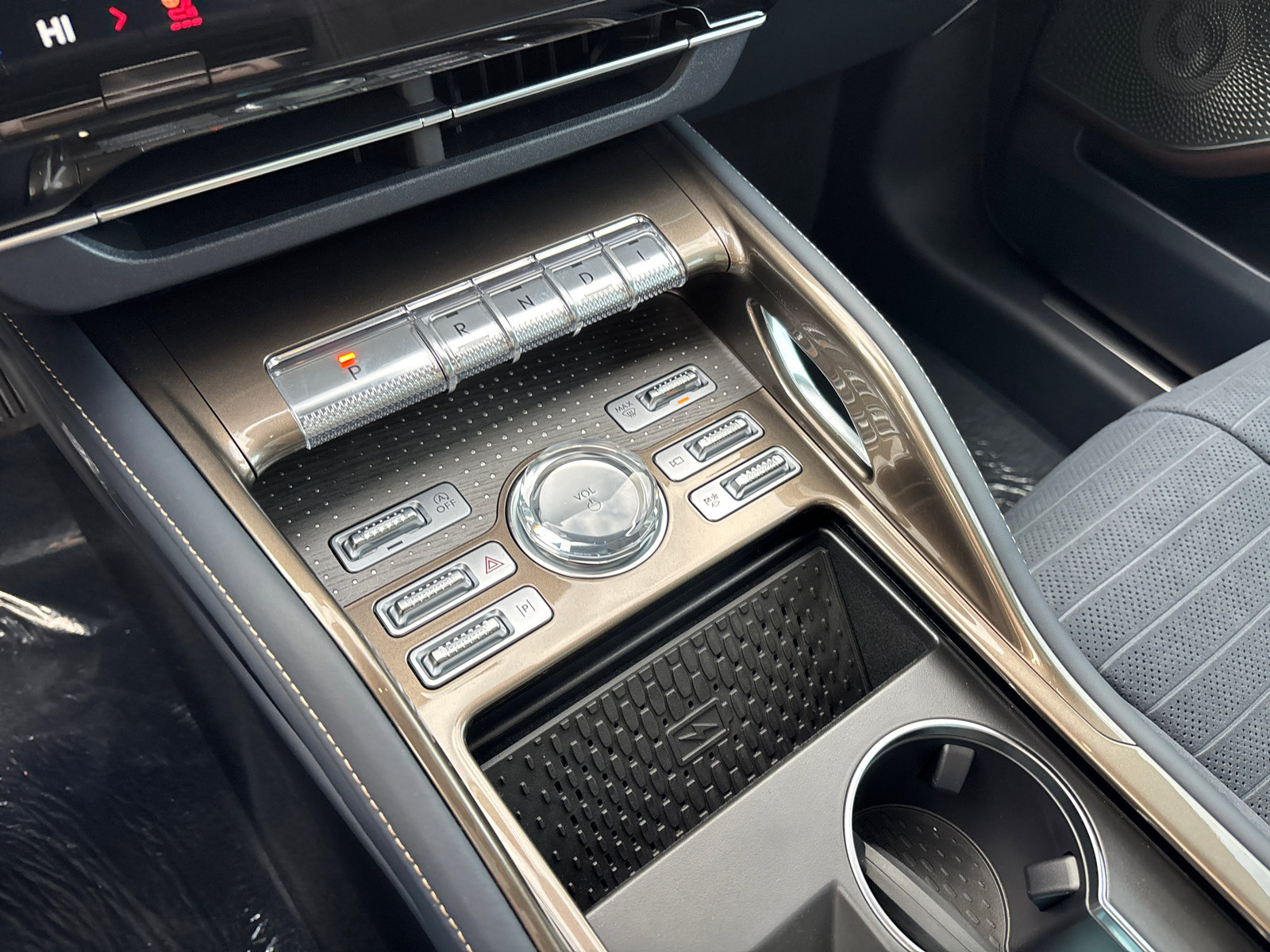 New 2026 Lincoln Nautilus Black Label w/ Jet Appearance Package image 24