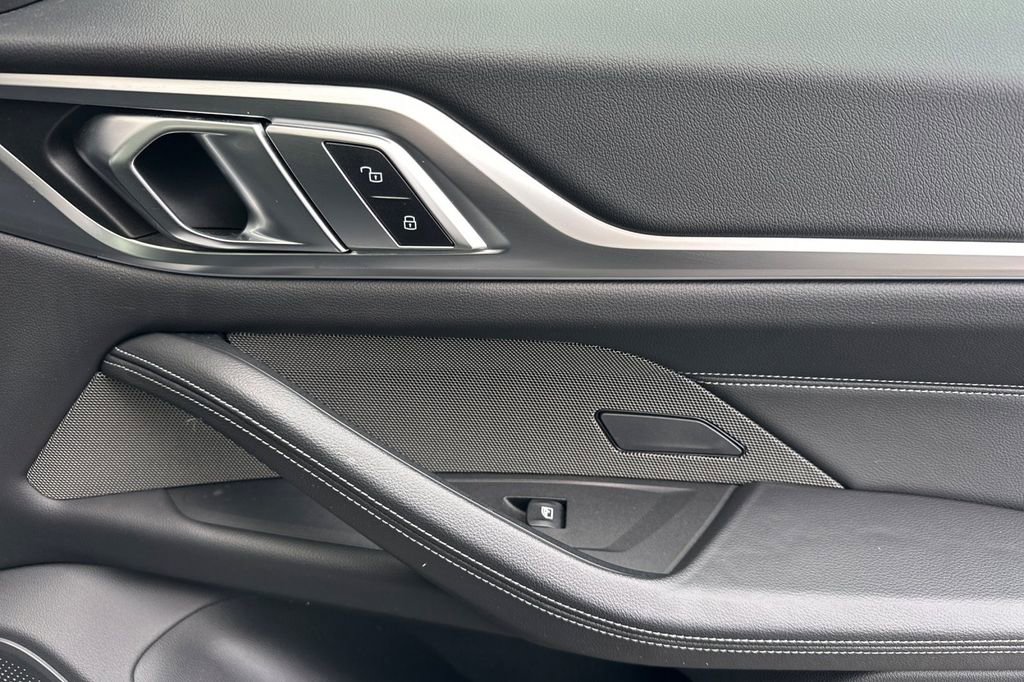 Used 2023 BMW i4 eDrive35 image 18