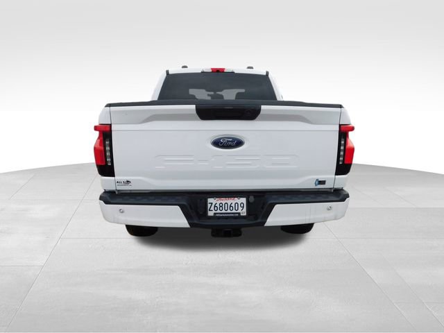 Used 2023 Ford F150 Lightning XLT image 7