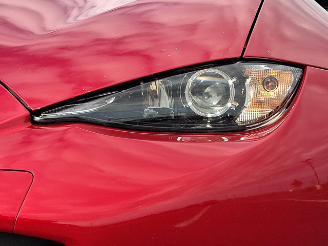 Used 2017 MAZDA MX-5 Miata RF Club RWD image 10