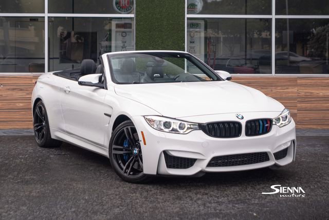 Used 2017 BMW M4 Convertible image 4