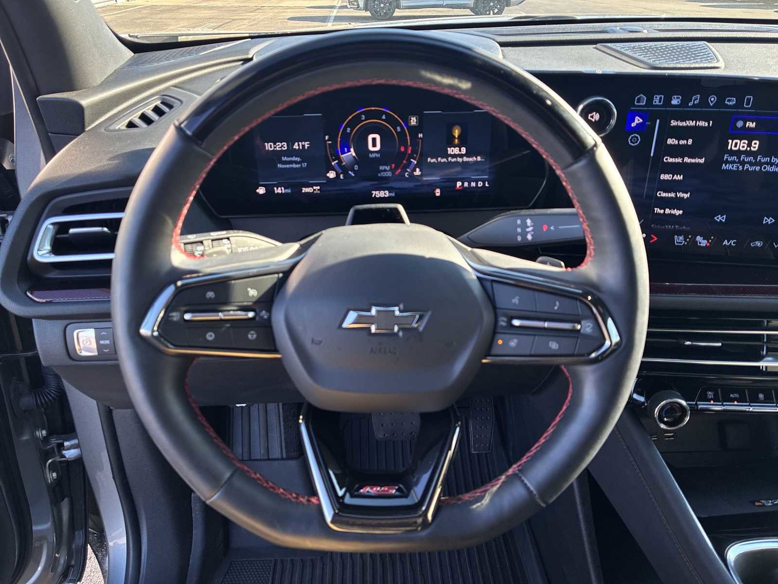 Certified 2025 Chevrolet Traverse RS image 10