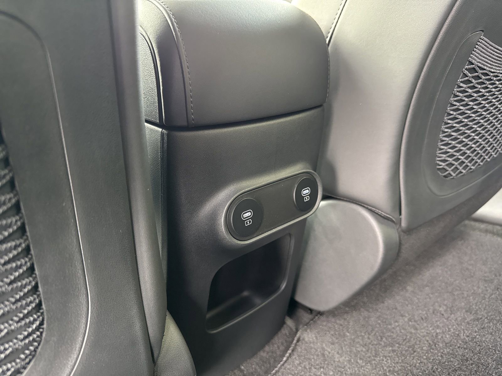 Used 2025 Hyundai Ioniq 5 SEL image 16