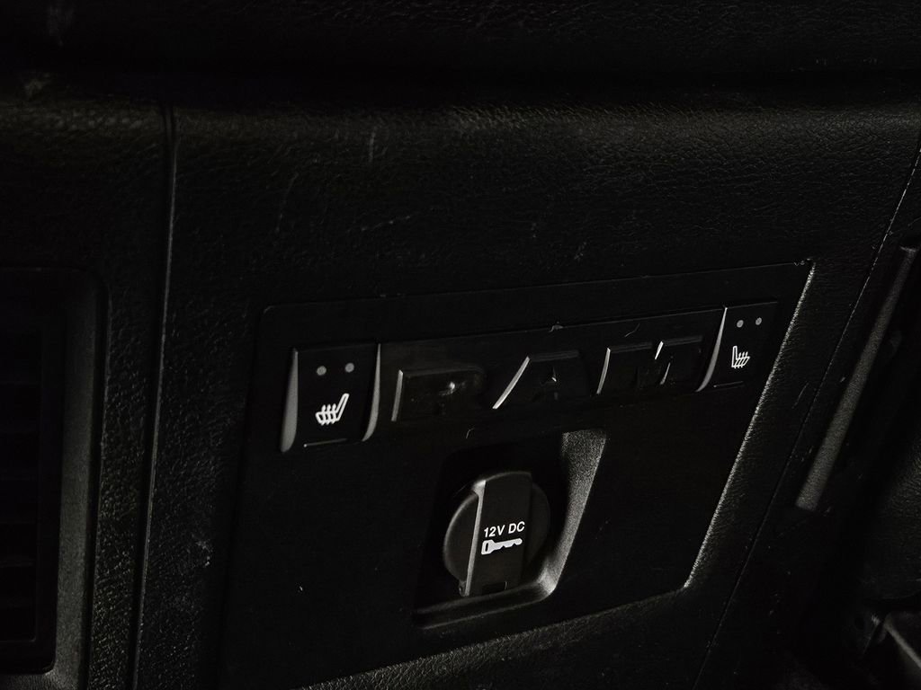 Used 2016 RAM 2500 Limited AWD/4WD image 30