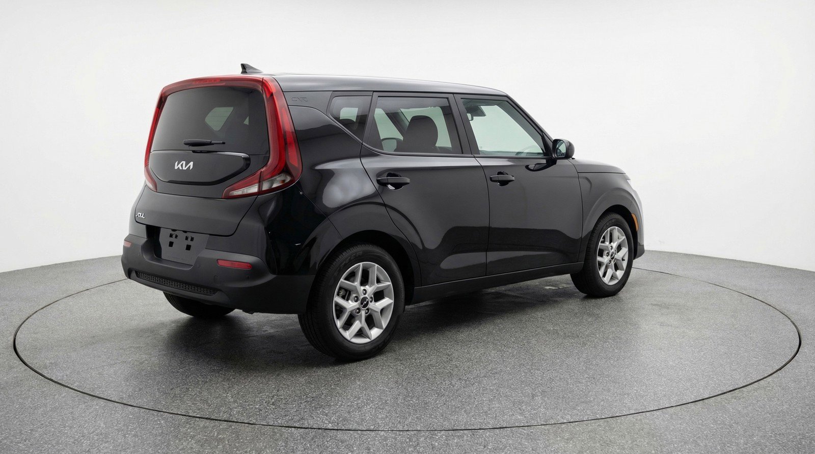 Used 2025 Kia Soul LX w/ LX Technology Package FWD image 9