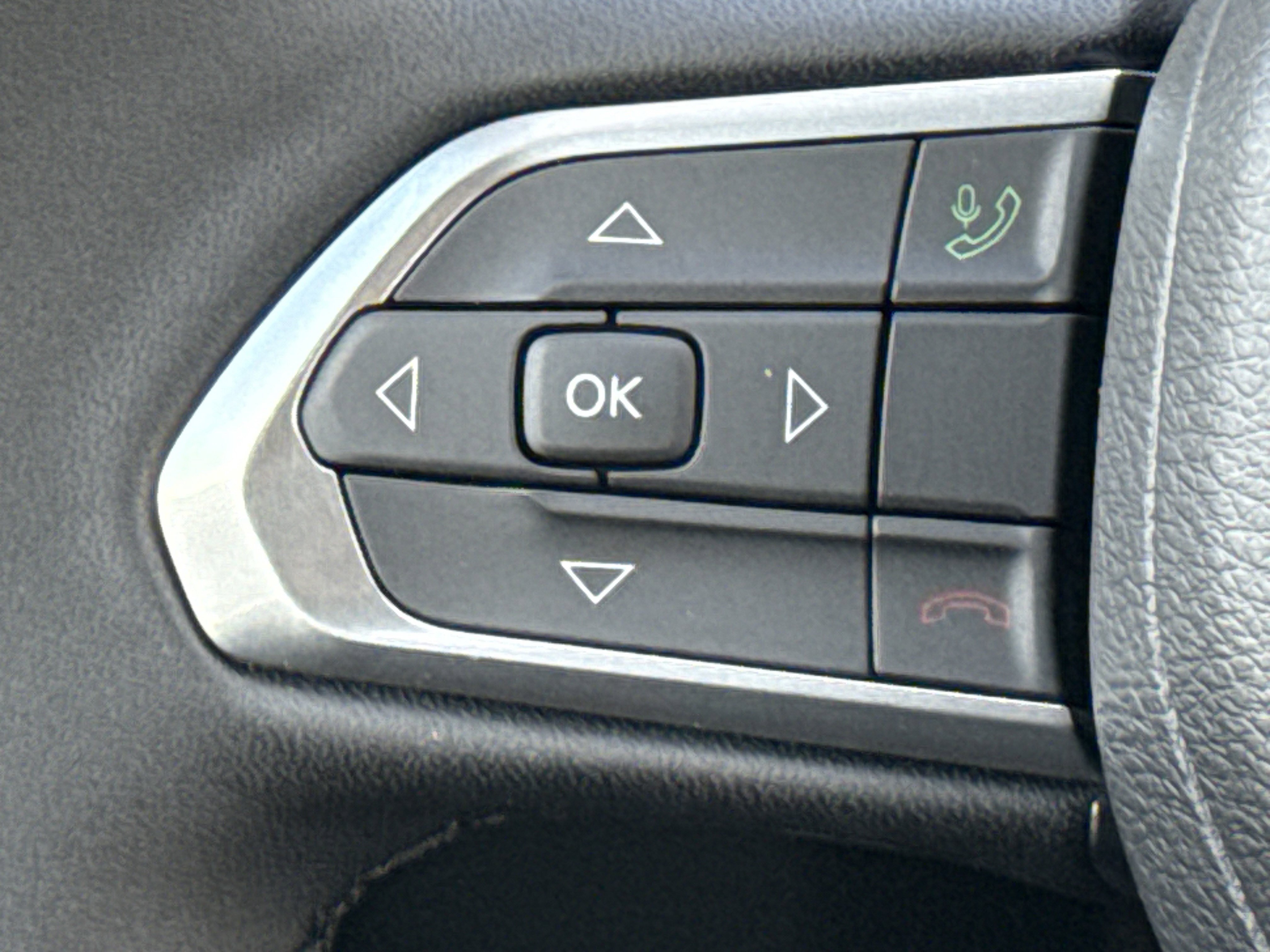 New 2026 Jeep Compass Latitude image 19