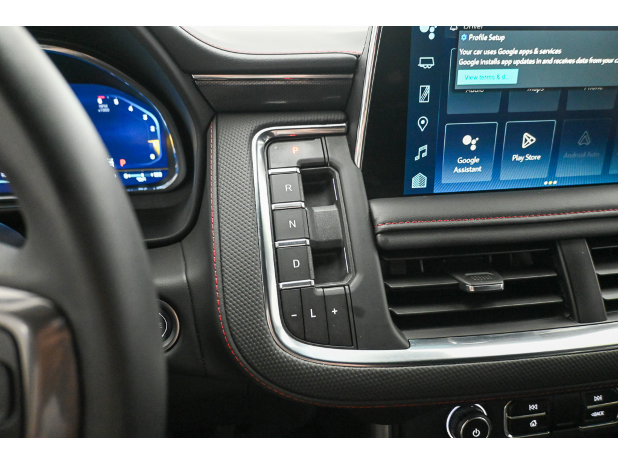 Used 2024 Chevrolet Tahoe RST w/ Luxury Package AWD/4WD image 14