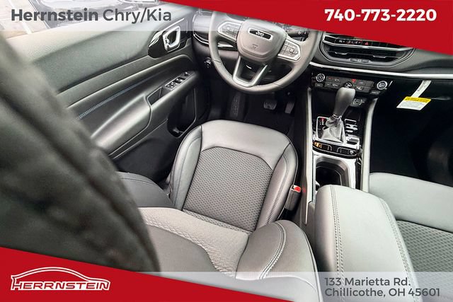 New 2026 Jeep Compass Latitude AWD/4WD image 12