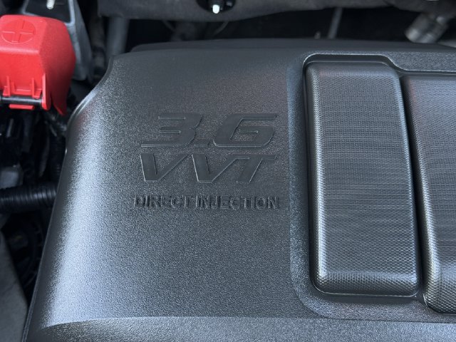 Used 2017 Chevrolet Traverse LT FWD image 34