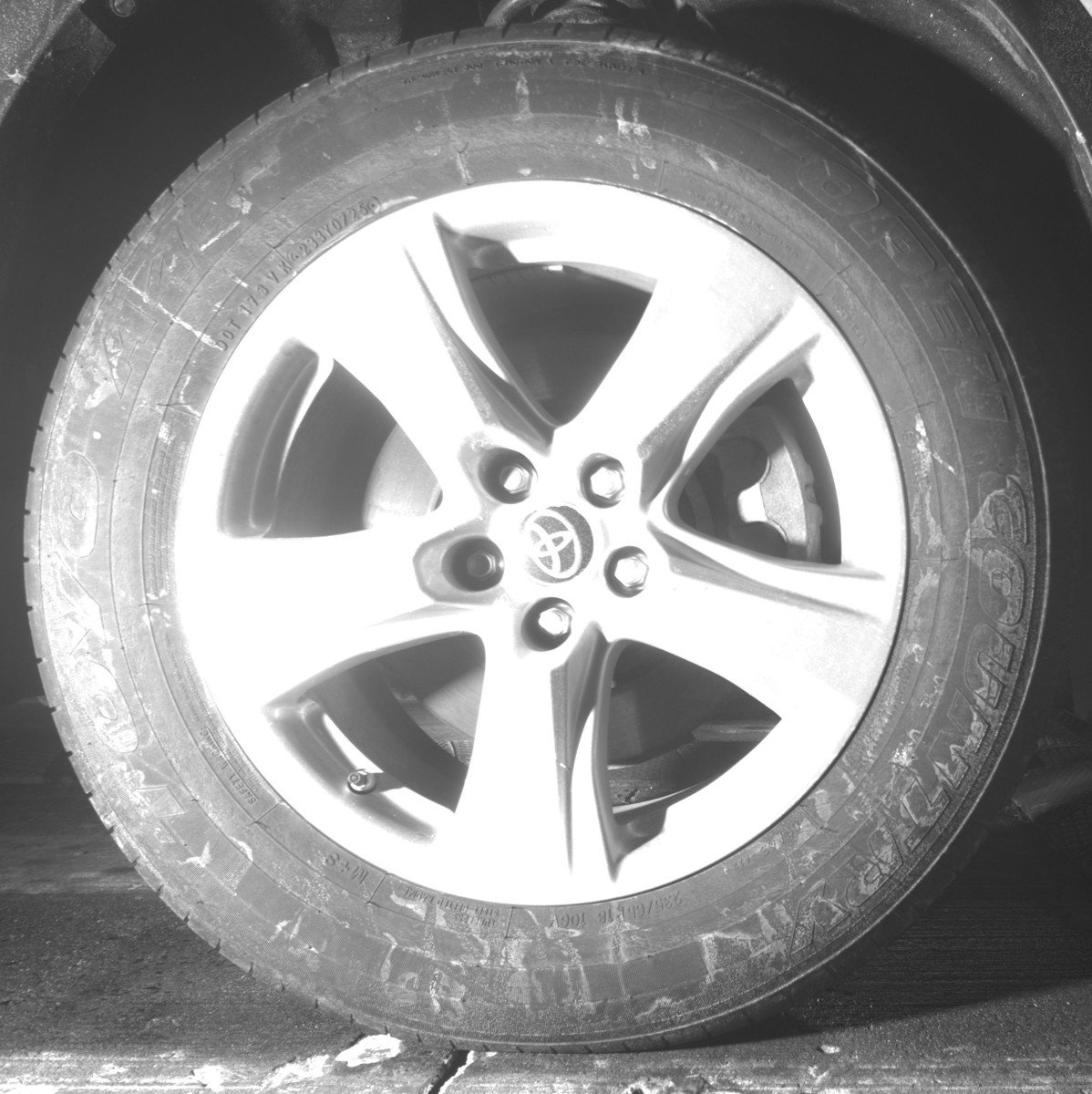 Used 2025 Toyota Highlander LE image 13