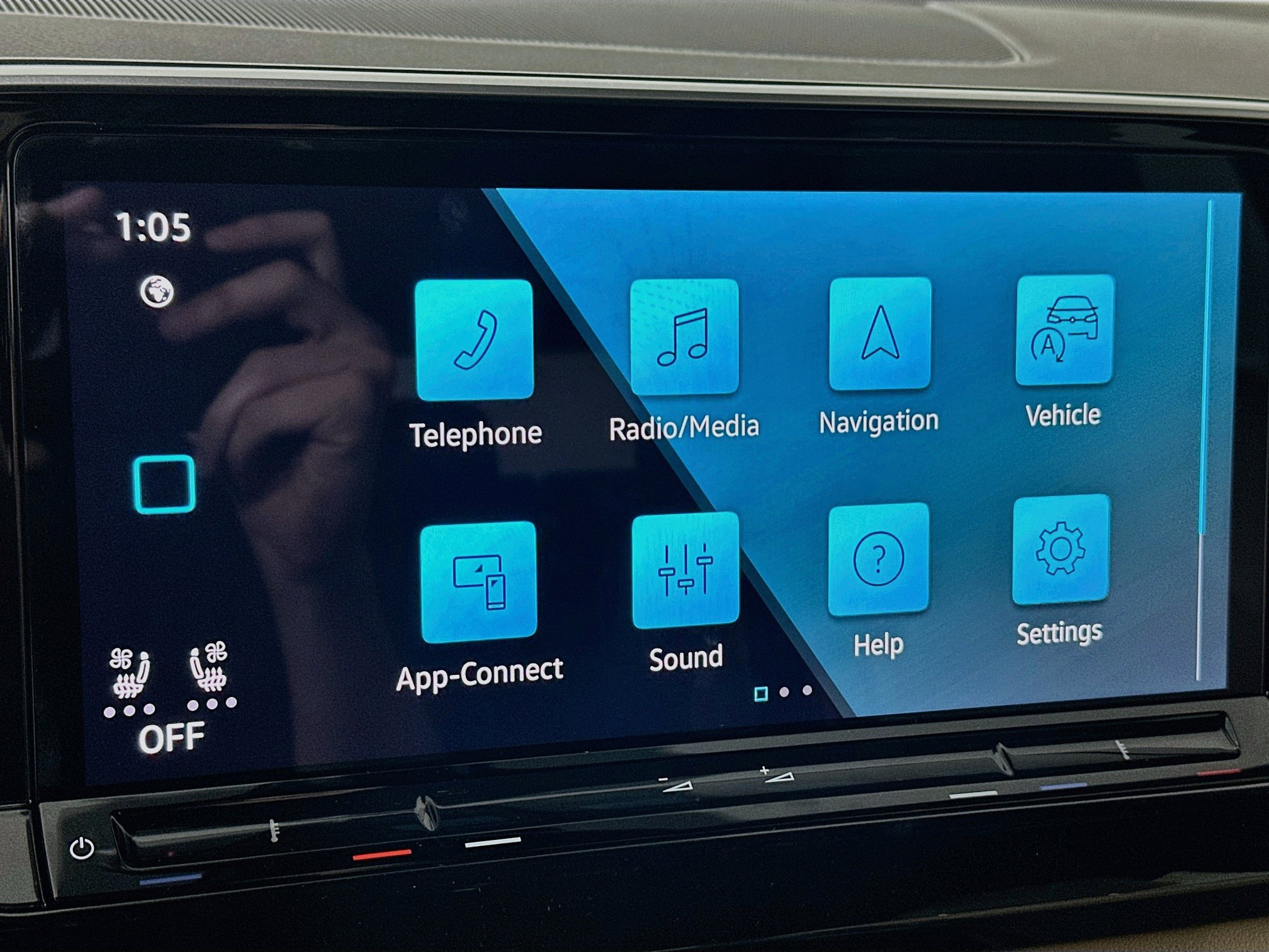 New 2026 Volkswagen Atlas Cross Sport SE AWD/4WD image 14