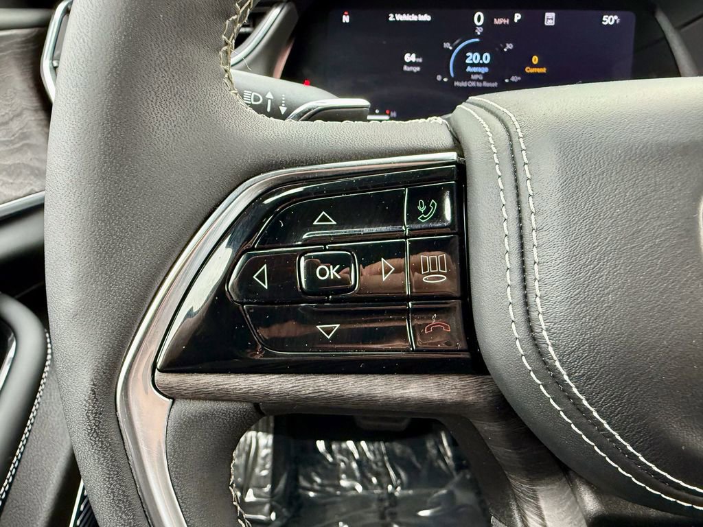 Used 2023 Jeep Grand Cherokee Overland w/ Luxury Tech Group IV image 25