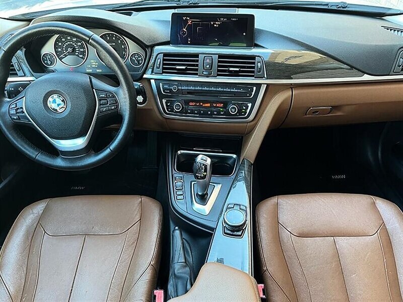 Used 2014 BMW 328i Sedan RWD image 5