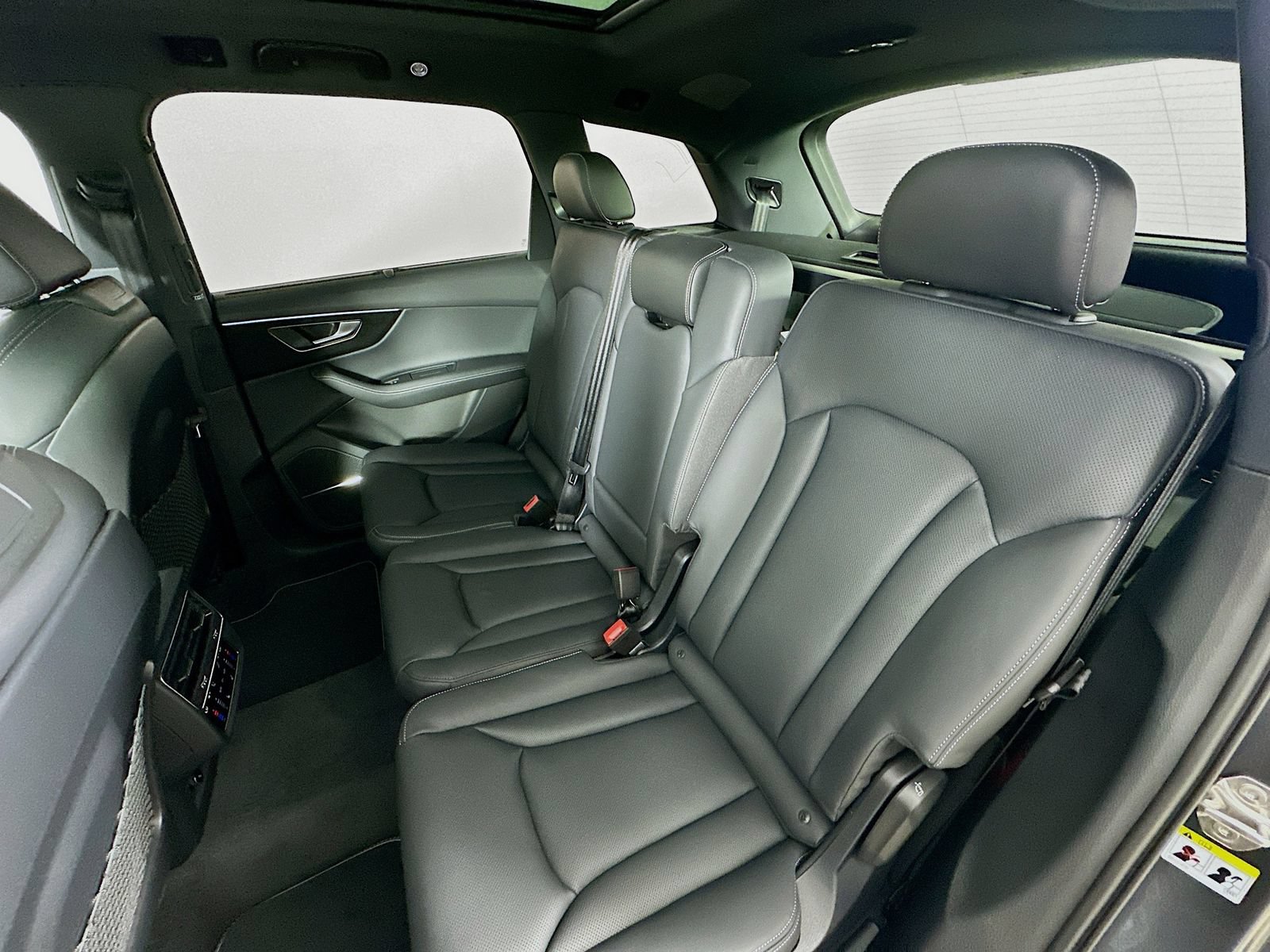 New 2026 Audi Q7 3.0T Prestige AWD/4WD image 36