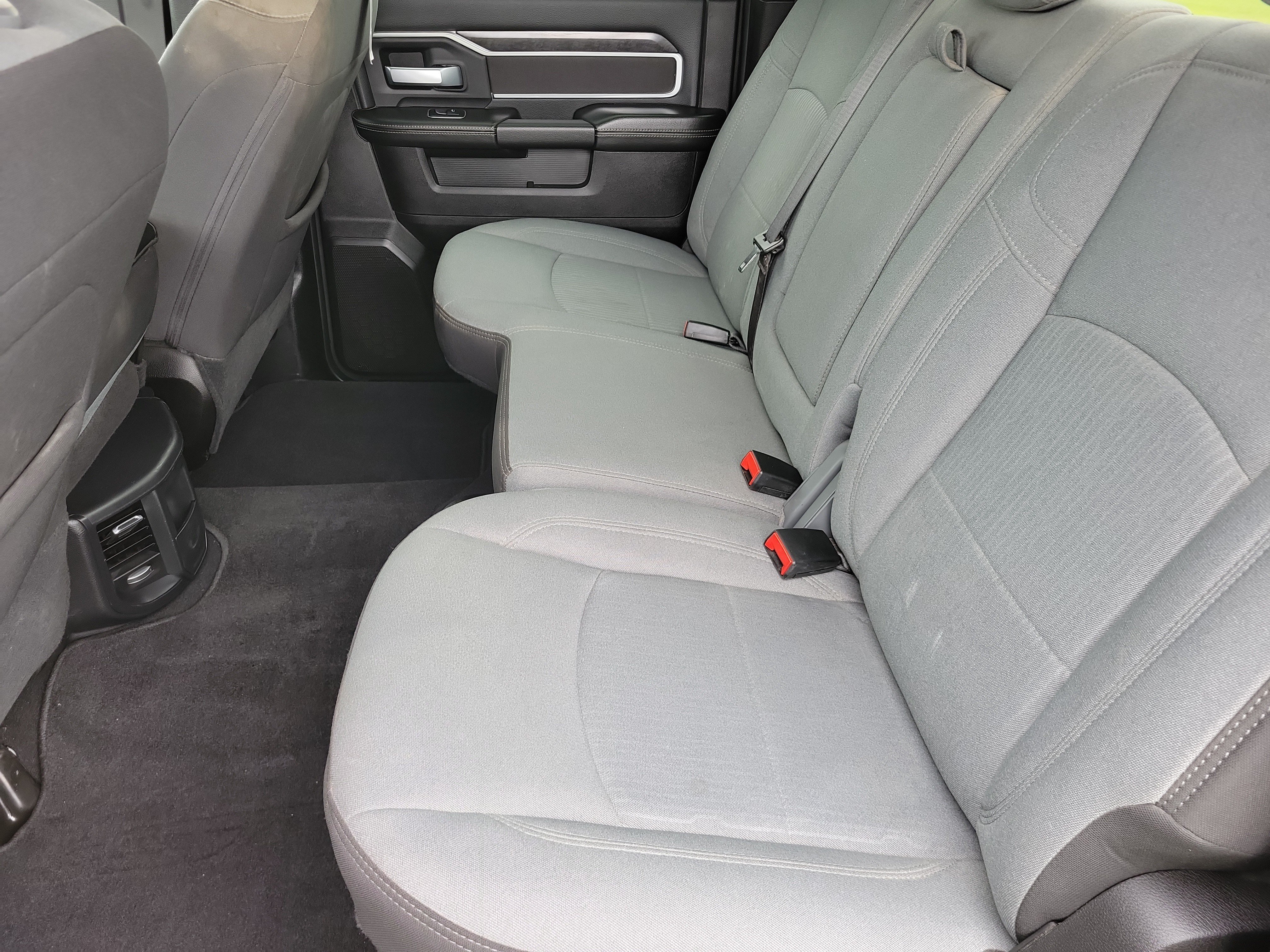 Used 2024 RAM 3500 Big Horn AWD/4WD image 12