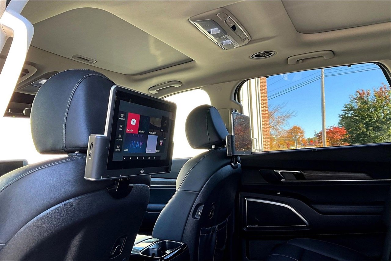 Used 2022 Kia Telluride SX w/ Nightfall Edition Package image 29