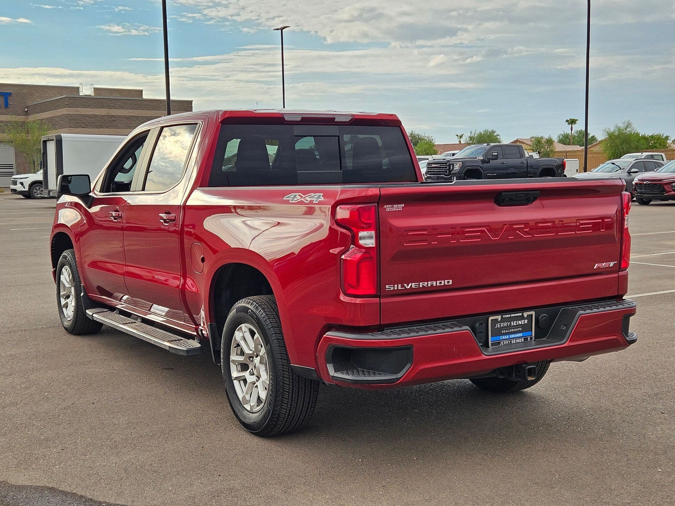 Used 2025 Chevrolet Silverado 1500 RST w/ Convenience Package II AWD/4WD image 3