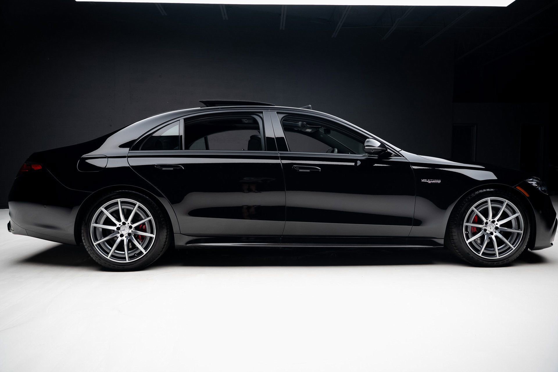 Used 2025 Mercedes-Benz S 63 AMG S image 39