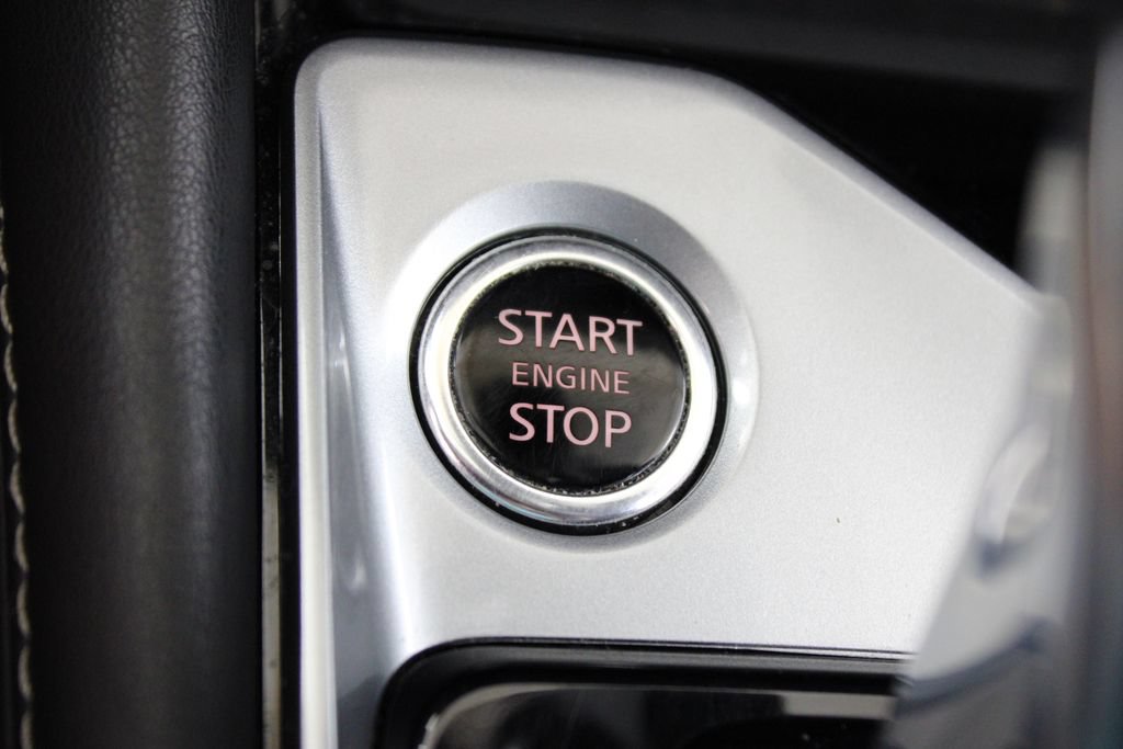 Used 2023 Nissan Altima 2.5 SL FWD image 12