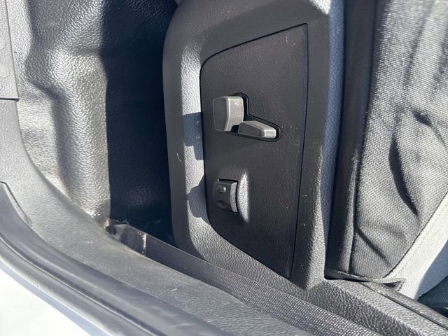Used 2021 RAM 1500 Classic SLT RWD image 20