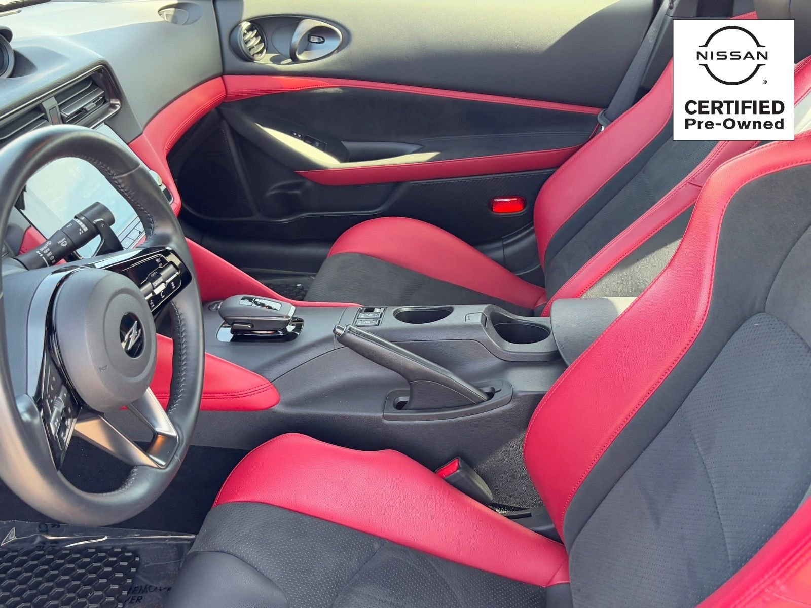 Certified 2024 Nissan Z Performance w/ Floor Mat Package image 16
