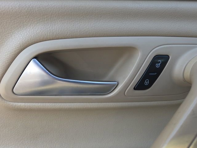 Used 2013 Volkswagen CC Sport Plus FWD image 21