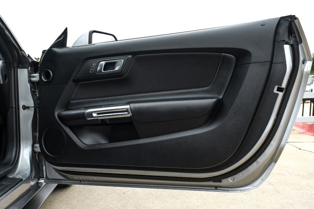 Used 2022 Ford Mustang GT RWD image 42