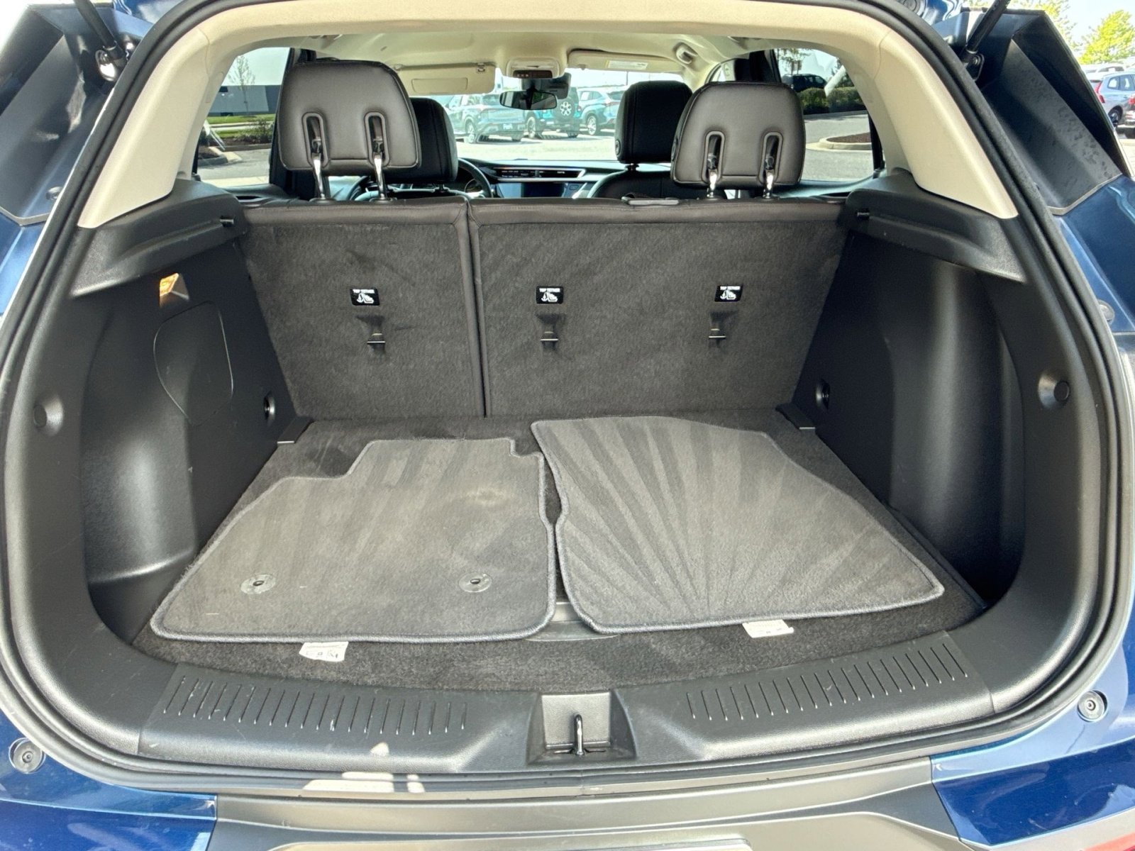 Used 2023 Buick Encore GX Select w/ Safety Package II FWD image 24