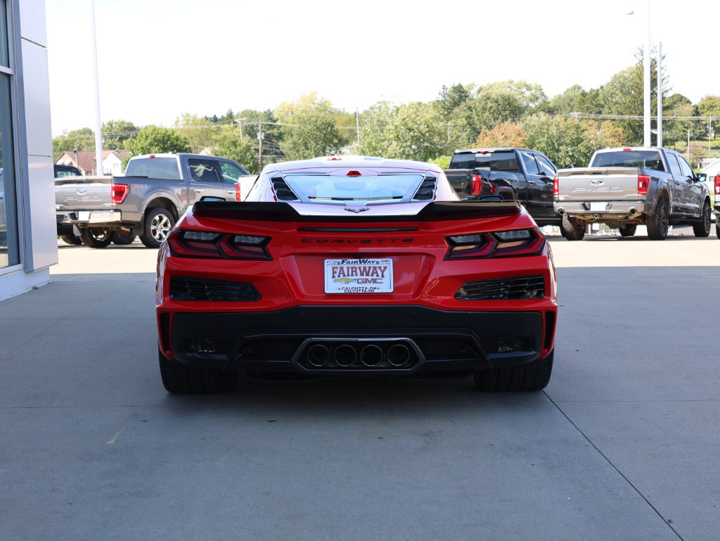 New 2027 Chevrolet Corvette Grand Sport w/ Z52 Sport Performance Package RWD image 12