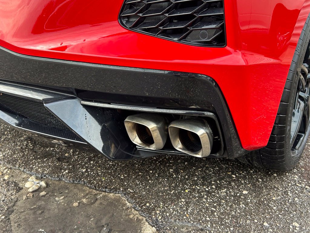 Used 2021 Chevrolet Corvette Stingray Premium Conv w/ Z51 Performance Package RWD image 16