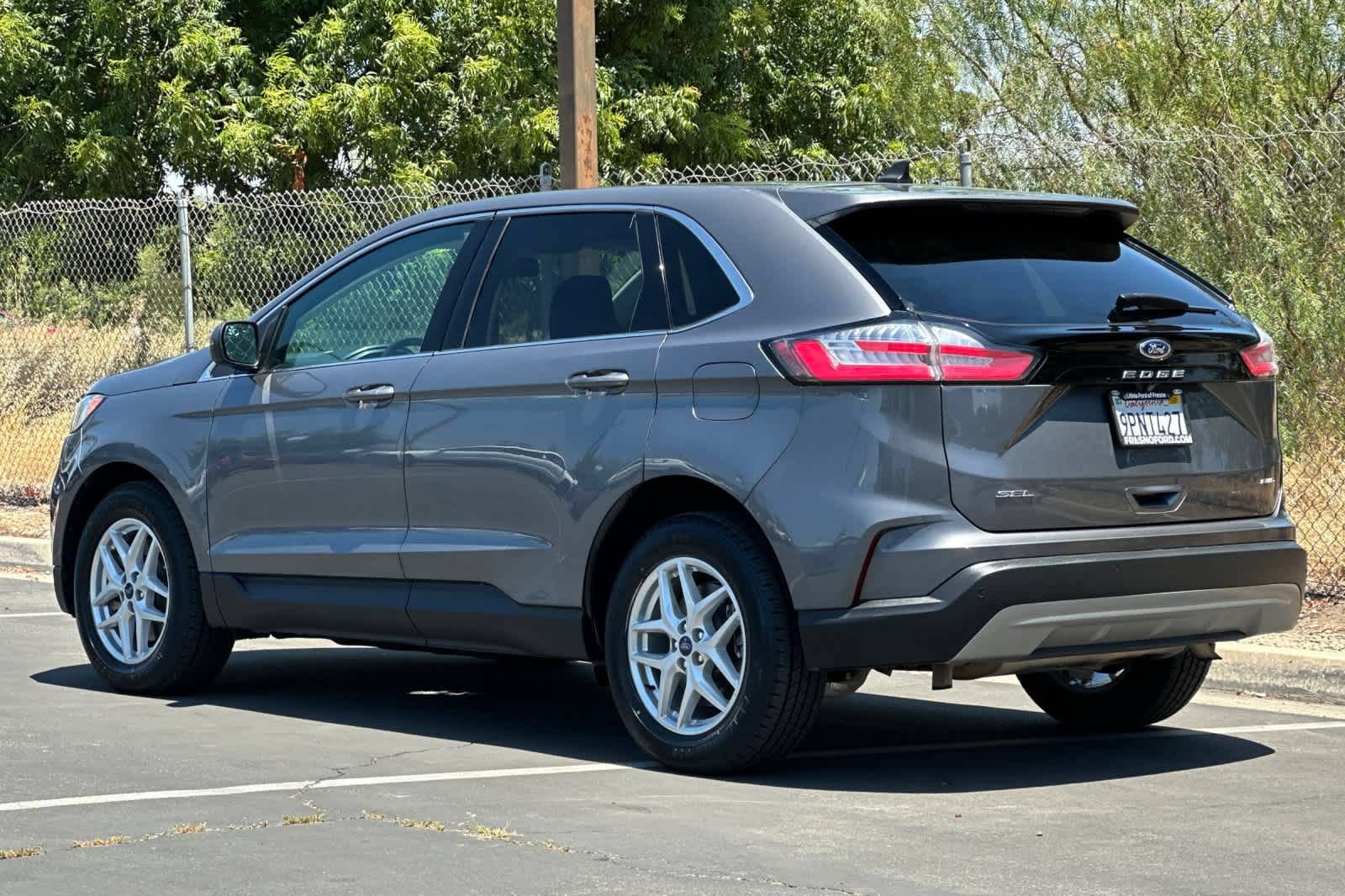 Used 2022 Ford Edge SEL AWD/4WD image 7