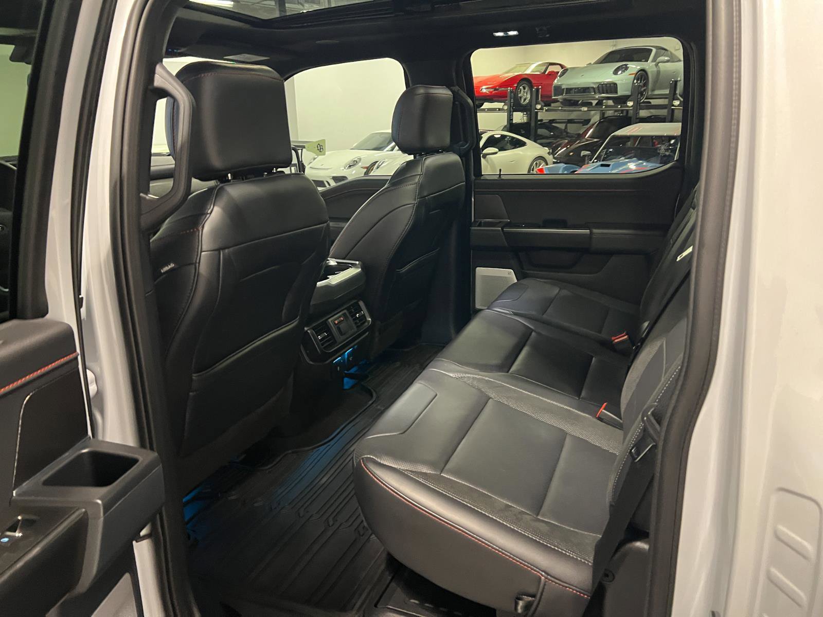 Used 2025 Ford F150 Raptor AWD/4WD image 29