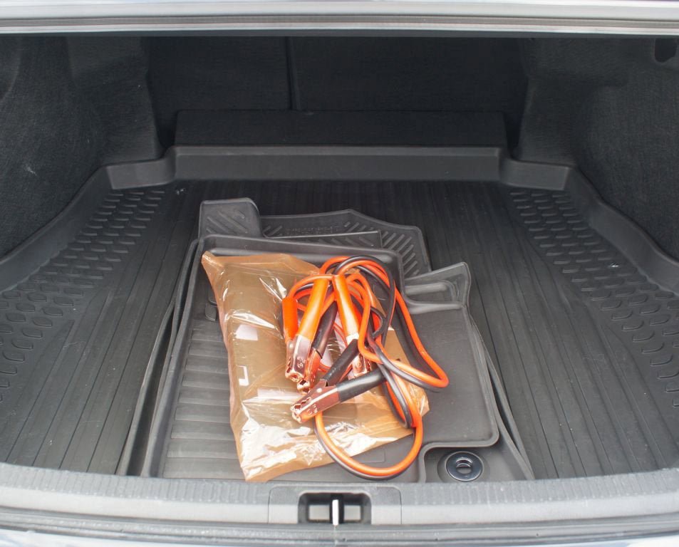 Used 2025 Toyota Camry SE w/ Convenience Package FWD image 17