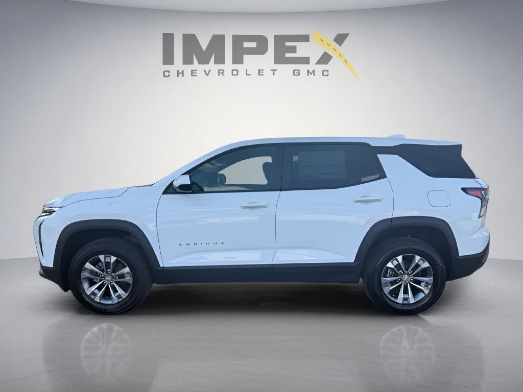 New 2027 Chevrolet Equinox LT FWD image 2