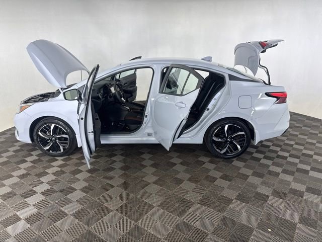 Certified 2025 Nissan Versa SR w/ Trunk Package FWD image 9