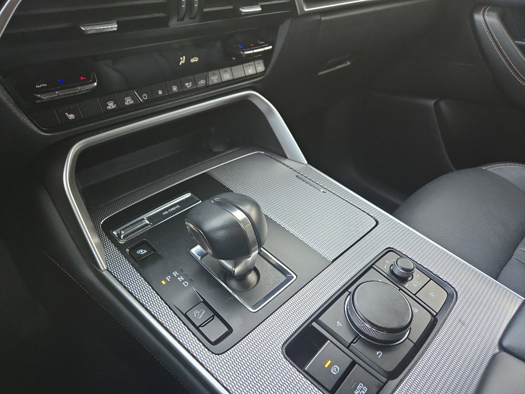 Used 2024 MAZDA CX-90 Plug-In Hybrid w/ Preferred image 23