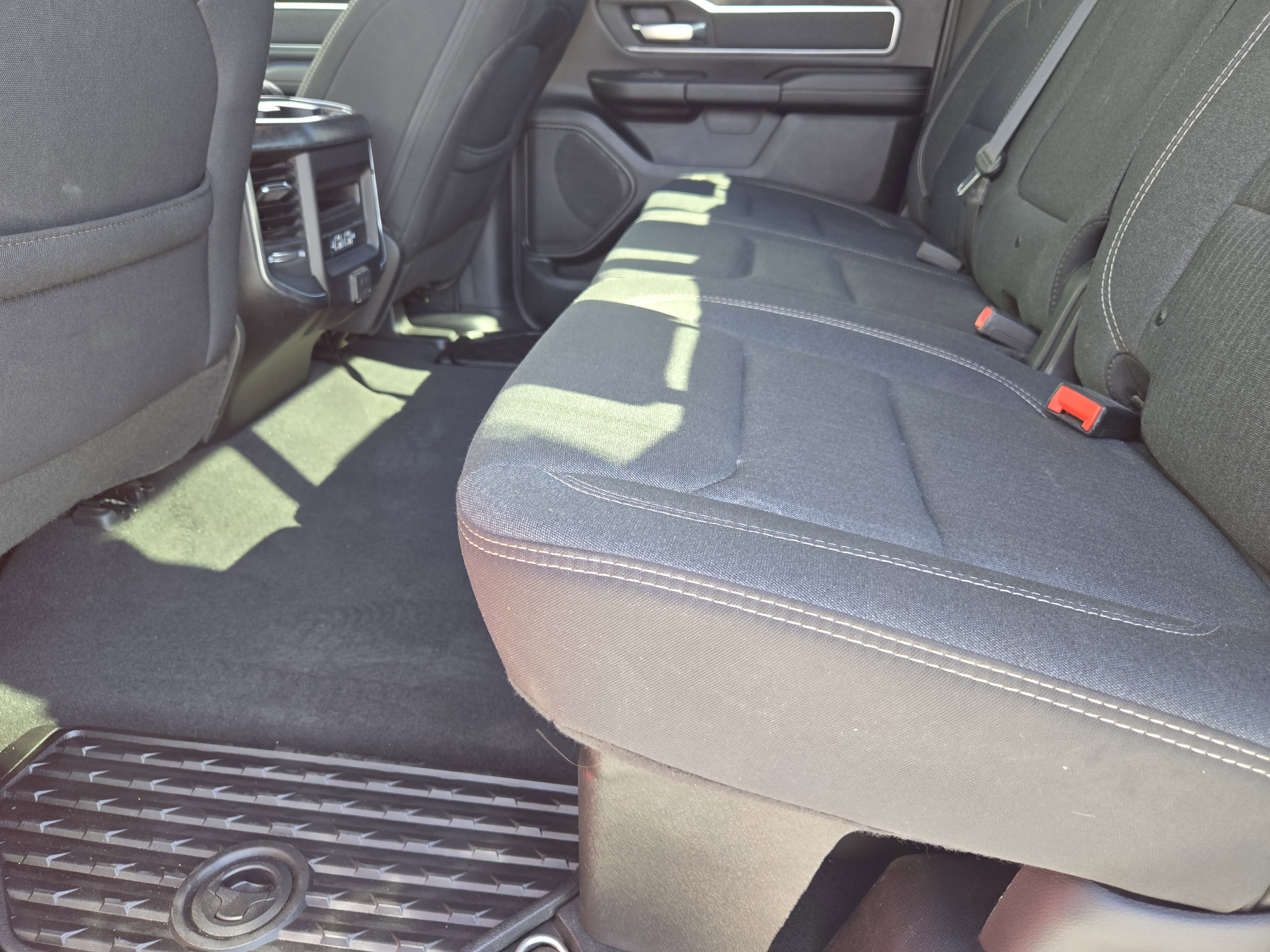 Used 2019 RAM 1500 Big Horn image 30