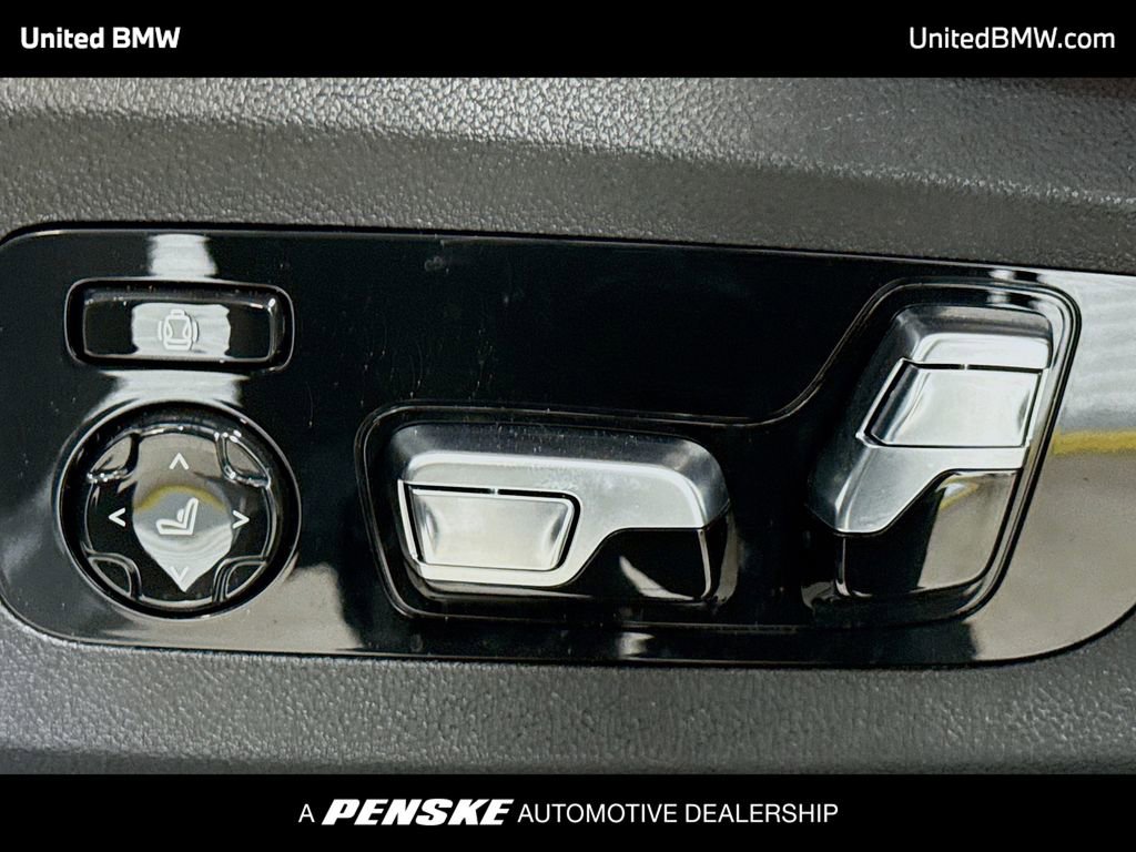 Used 2026 BMW X7 xDrive40i AWD/4WD image 4
