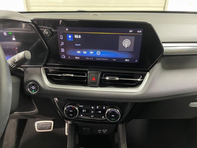 Used 2024 Chevrolet TrailBlazer LT w/ Convenience Package image 16