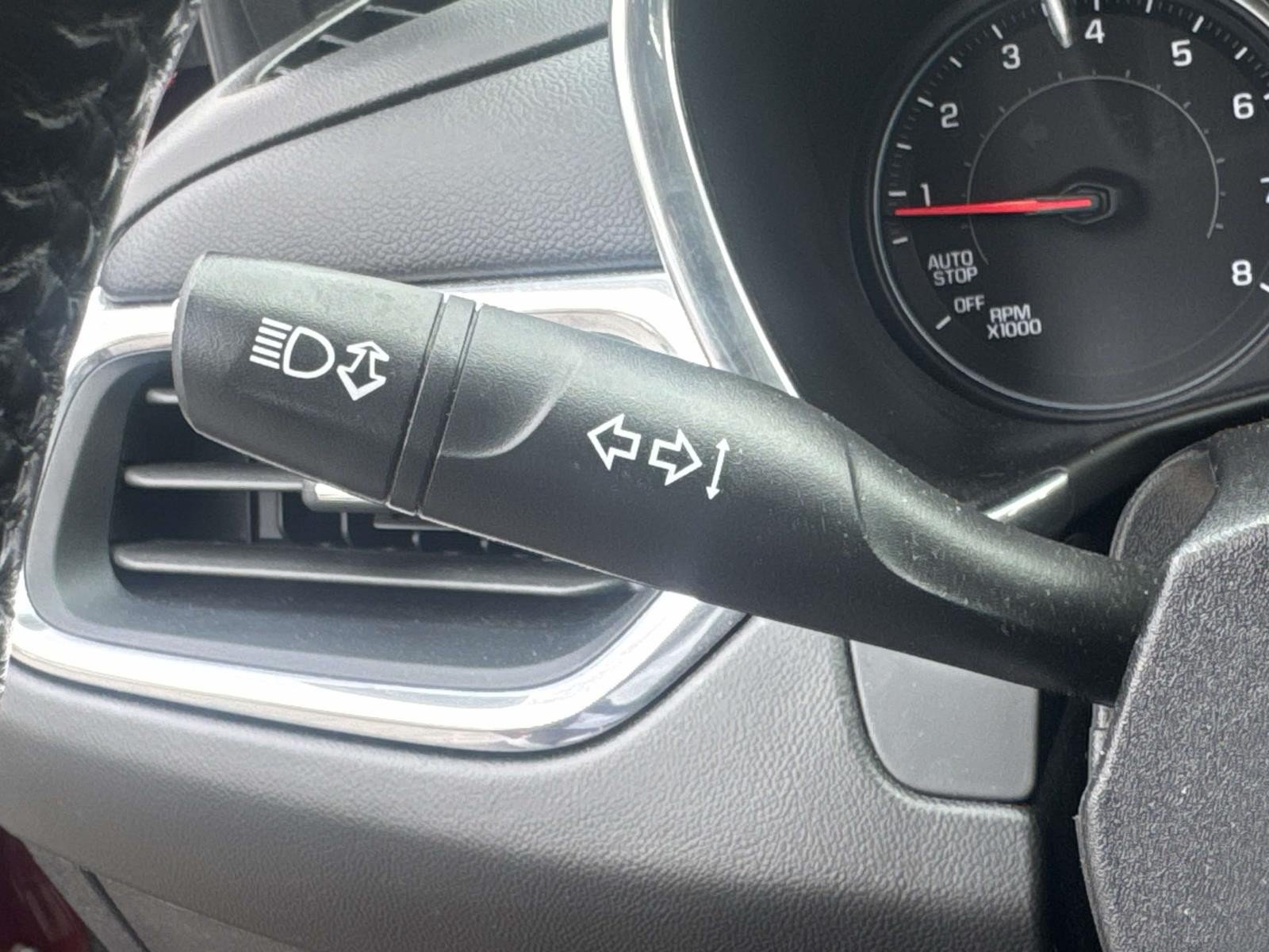 Used 2019 Chevrolet Equinox LT AWD/4WD image 24