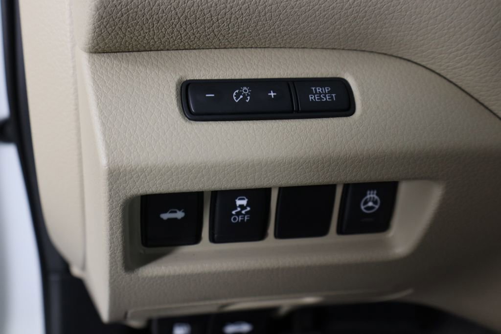 Used 2017 Nissan Altima 2.5 SL w/ Technology Package image 24